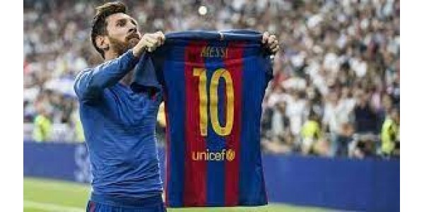 Golo do peito do pé de Messi marcado